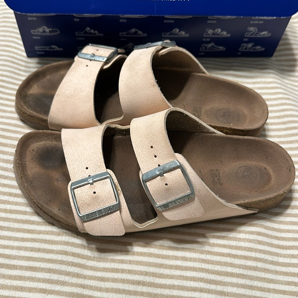 Birkenstock Arizona pale pink great condition